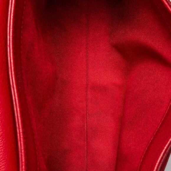 Louis Vuitton Rubis Pebbled Leather Lockme II BB - Picture 2 of 11